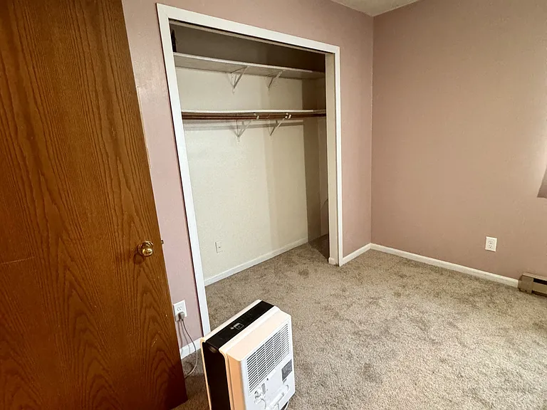 Secondary Bedroom Closet