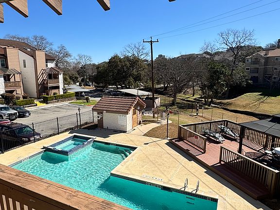 4th image of 4107 Medical Dr APT 5205