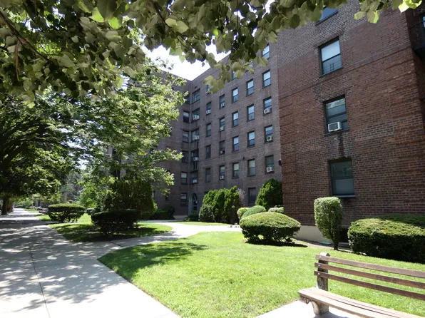 25-18 Union Street image 12 of 12