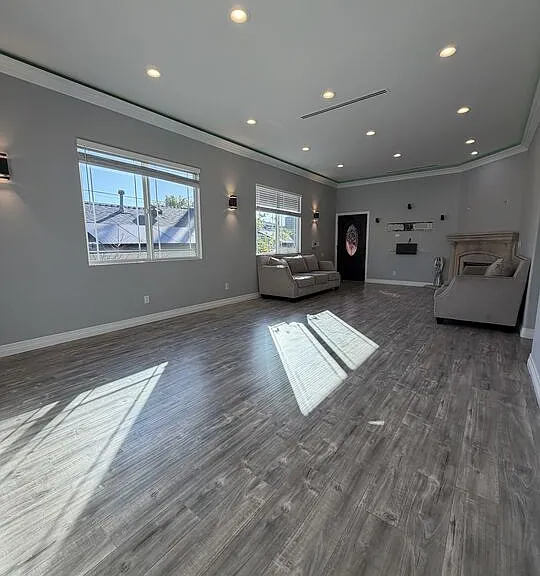 10006 Samoa Ave — Photo 6