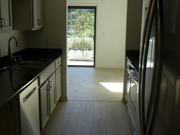 2nd image of 2603 Willowbrook Ln Unit 20