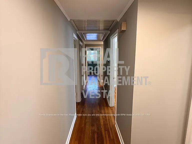 1933 Deerwood Pl — Photo 9