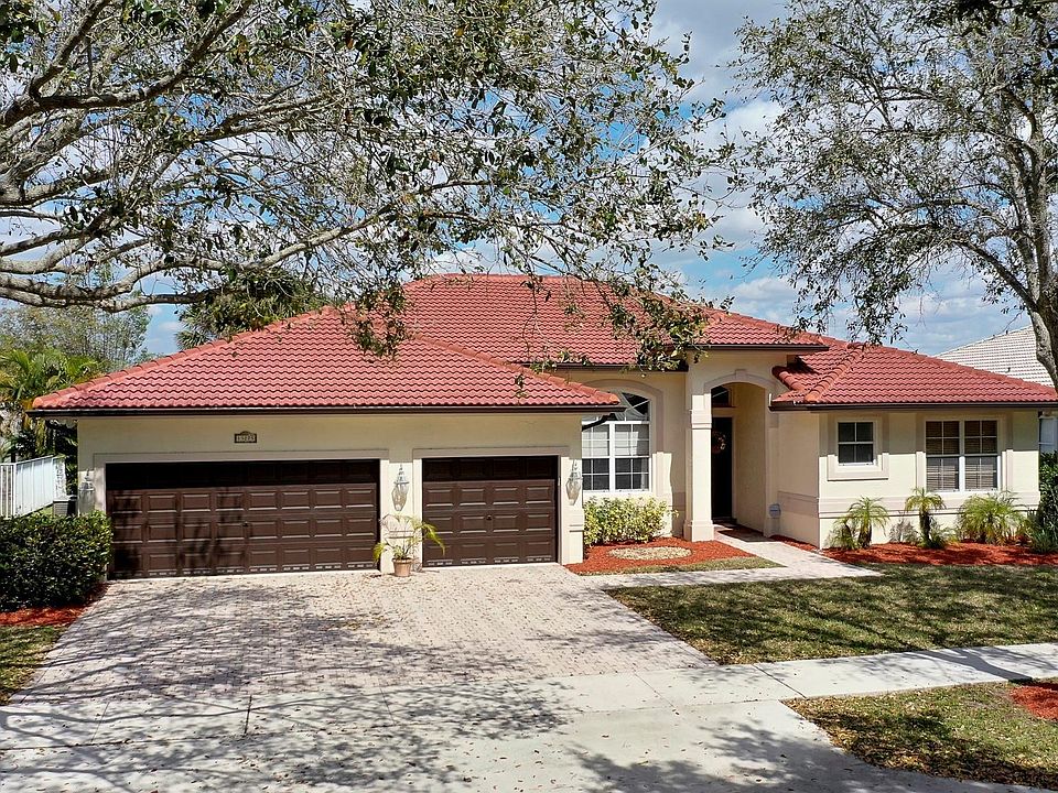 1st image of 13275 Lakeside Terrace