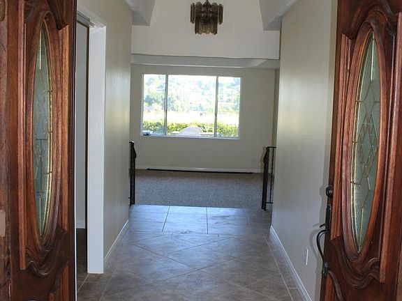 3rd image of 443 Hillway Dr