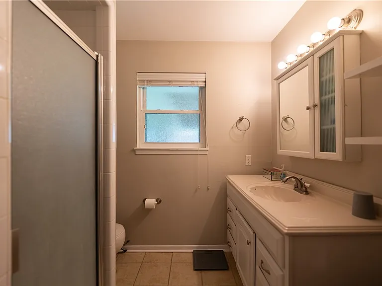 104 W Janin Cir — Photo 11
