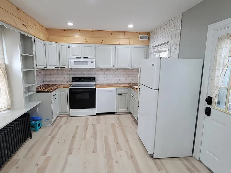 403 High St — Photo 14