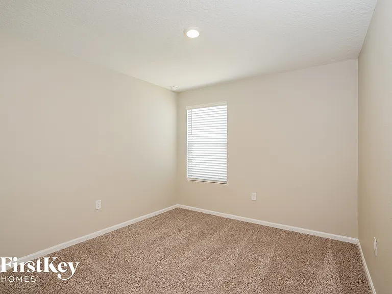 10056 Sitting Fox Dr — Photo 13
