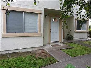 35 Sheffield Ct photo 1