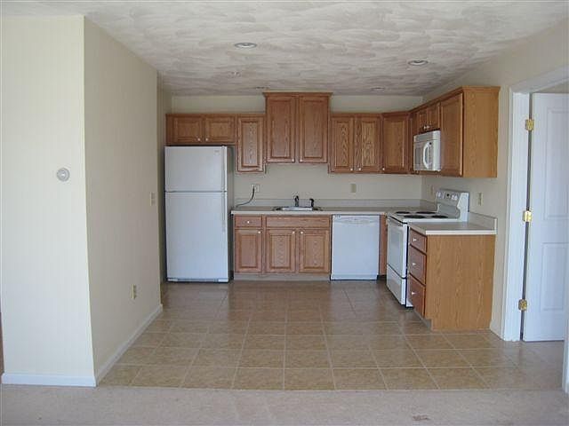1st image of 197 High St Unit 305