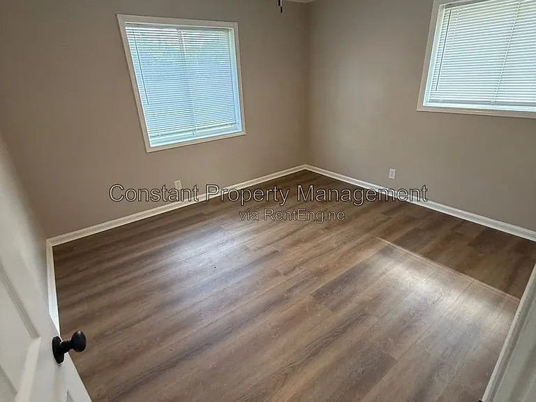 4263 Ayers Rd #4265 — Photo 8