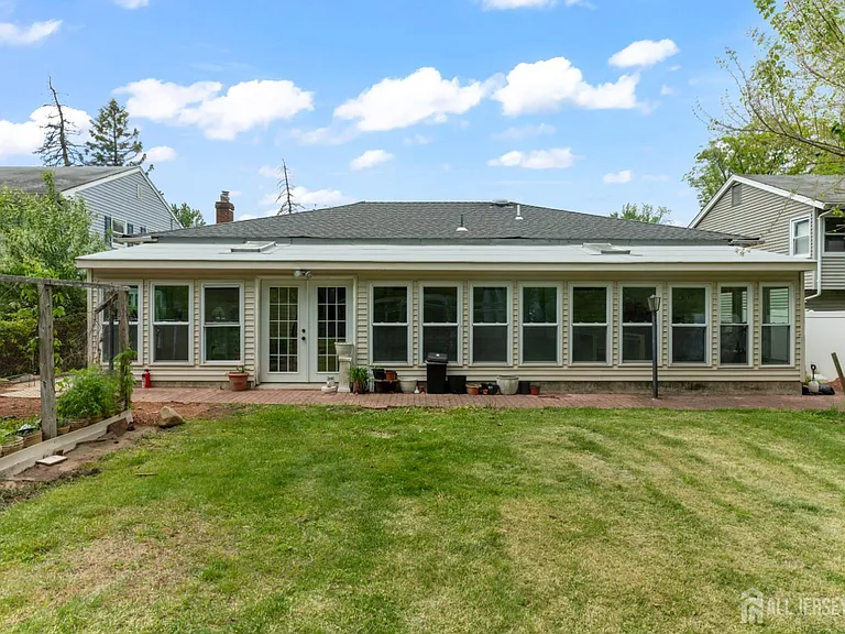 22 Foley Ave — Photo 34