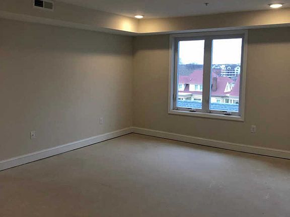 3rd image of 16 Lake Ave APT 30