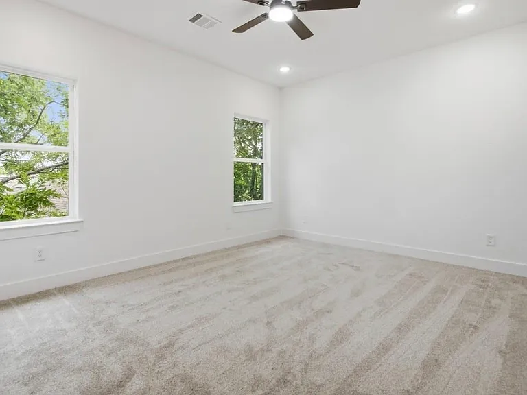 307 Bolden St — Photo 15
