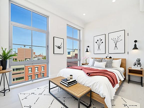 4th image of 658 Driggs Ave APT 5E