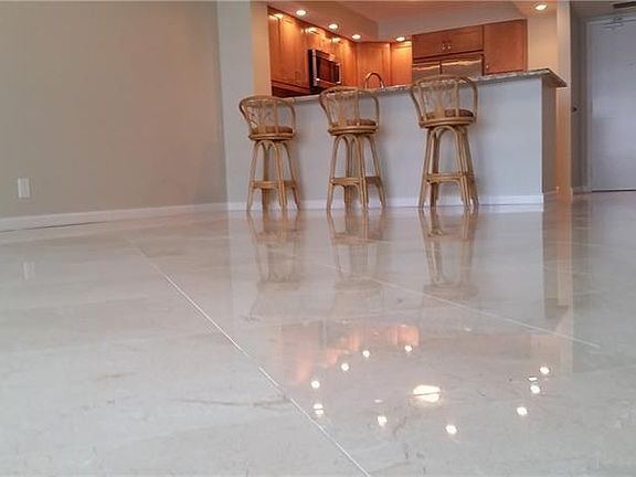 5th image of 3900 Galt Ocean Dr APT 1014