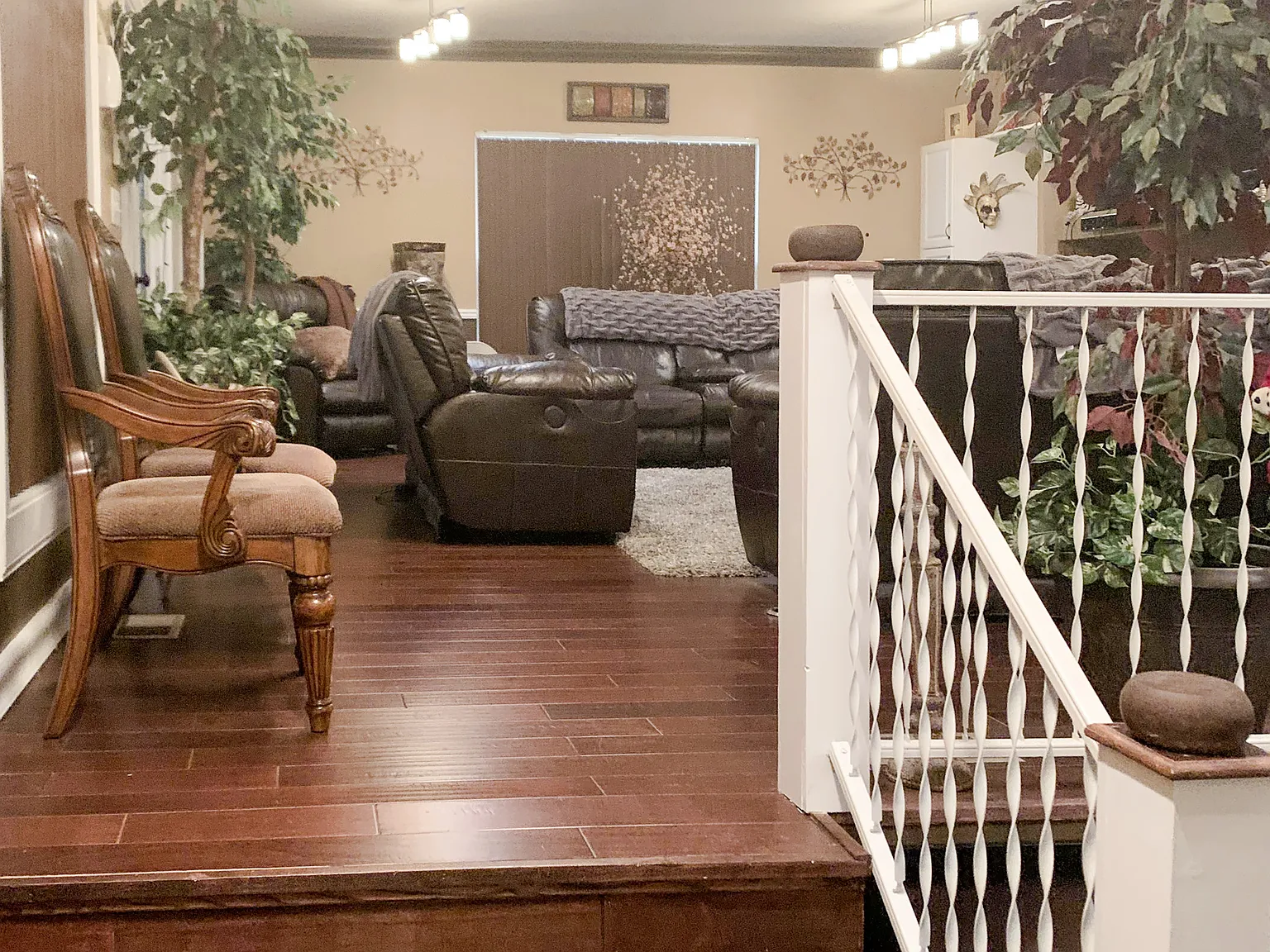 4 bed, 2.0 bath, $1,183 — Photo 2