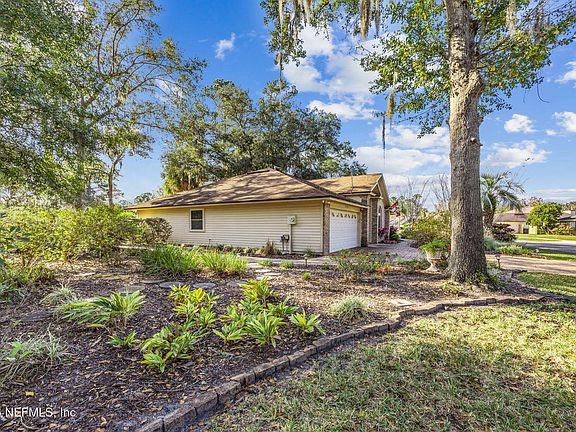 4th image of 4364 HOLLYGATE Drive