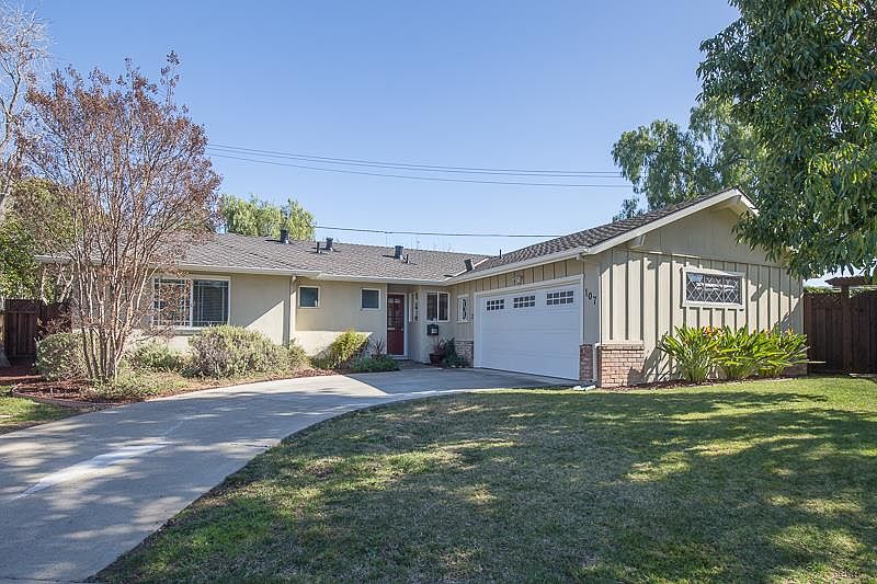 1st image of 107 Farm Hill Way