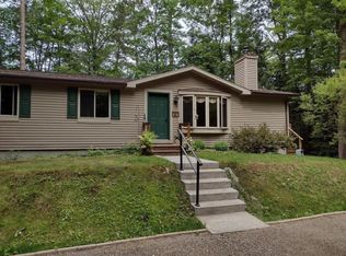 5821 Bear Trl, Rhinelander, WI 54501