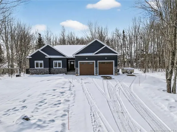 12 Marcia Dr, Moncton, NB E1H 0H6