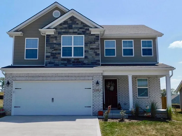 134 Landry Ln — Photo 1