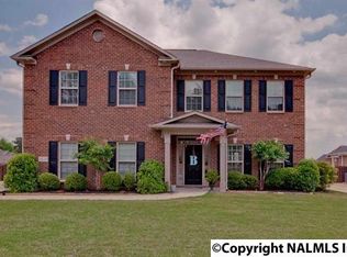 4839 Cove Valley Dr SE, Owens Cross Roads, AL 35763