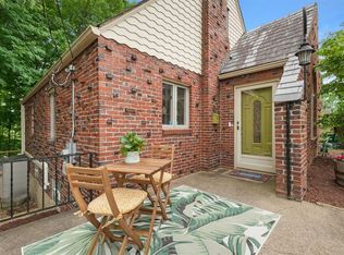 722 Jefferson Dr, Pittsburgh, PA 15229