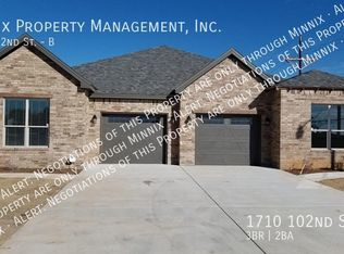 1710 102nd St #B, Lubbock, TX 79423