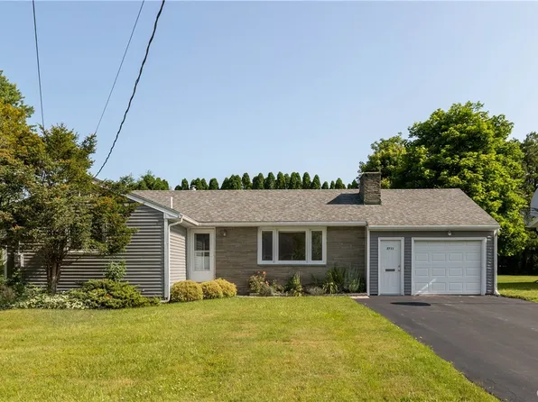 2711 E Colvin St, Syracuse, NY 13224
