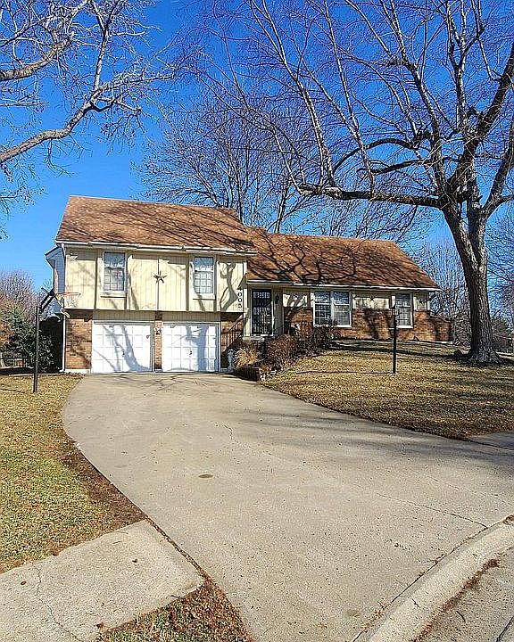 1st image of 4005 N 30th St