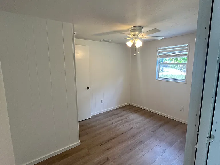148 Willis Rd — Photo 21