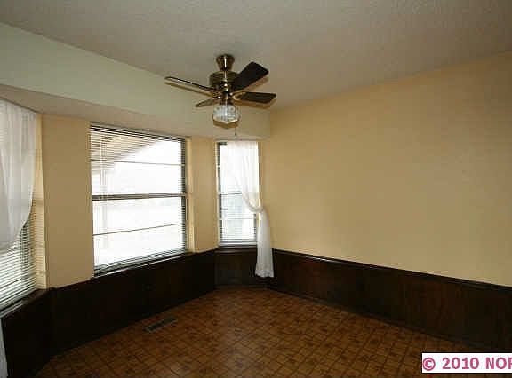 3rd image of 2705 E Knoxville St
