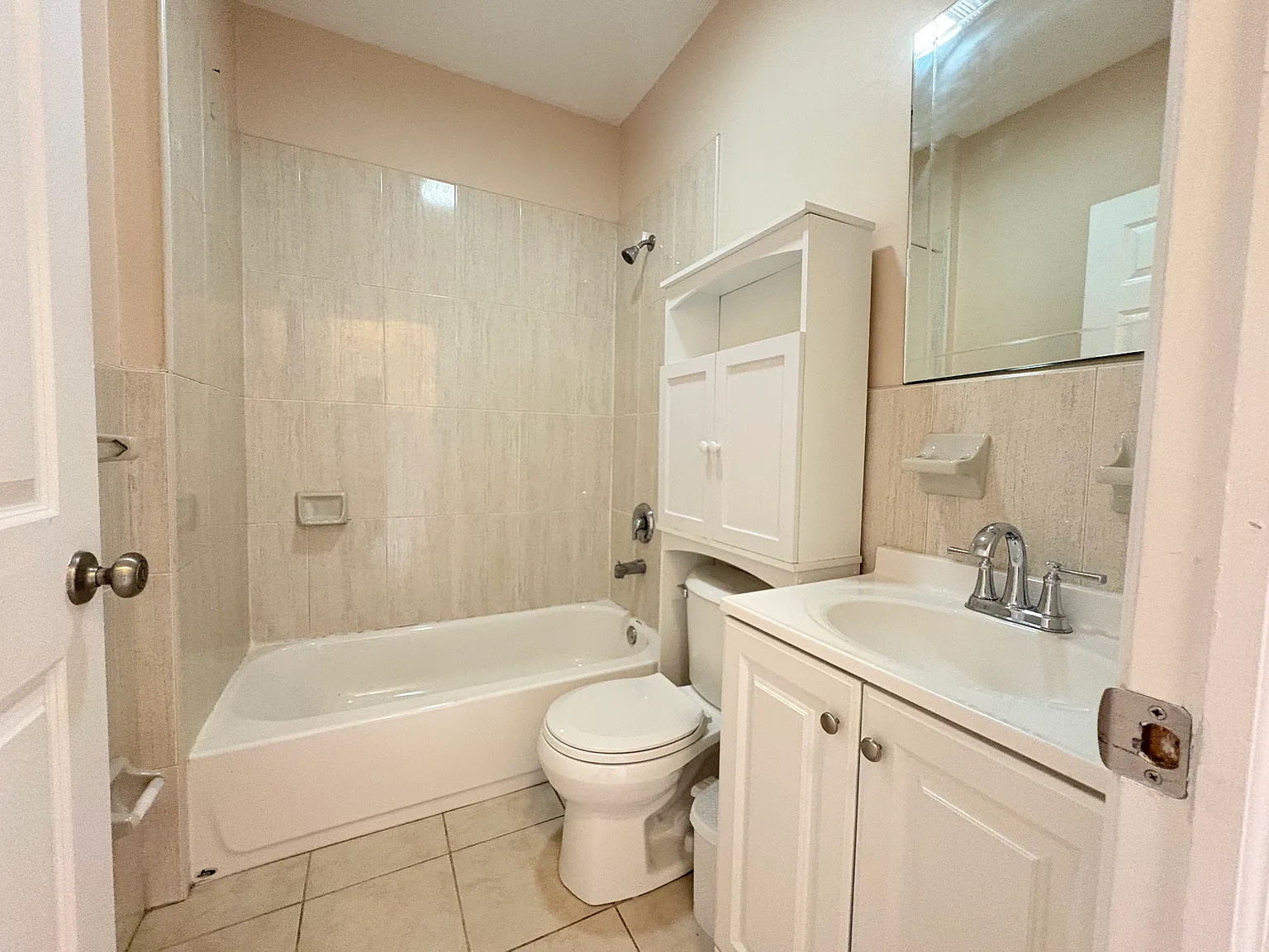 180 Ferry St — Photo 3