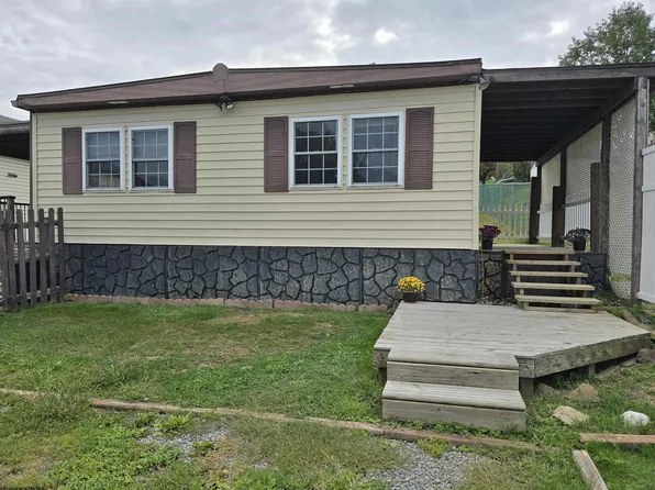 445 Center St, Morgantown, WV 26505