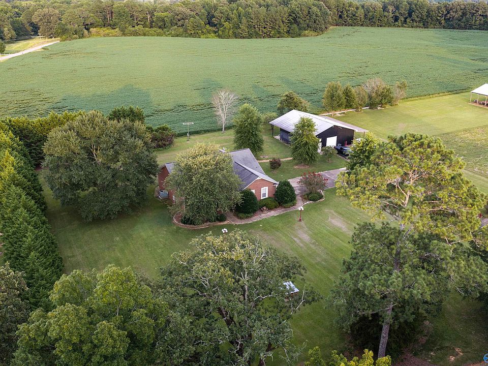 1st image of 71 Coats Bend Cir