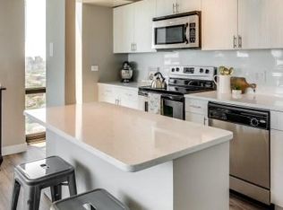 1722 N Clark St, Chicago, IL 60614