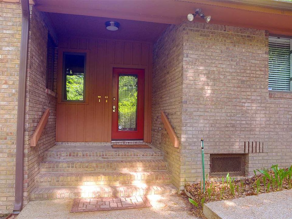 1st image of 731 Duparc Cir