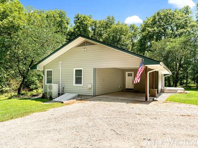 37091 Paw Rd, Paw Paw, MI, 49079