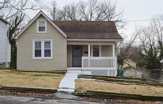 1st image of 2318 McLaran Ave