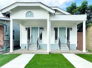 7726 Hickory St, New Orleans, LA 70118