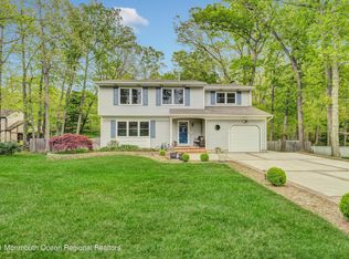13 Dorchester Ct, Jackson, NJ 08527