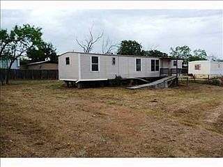 2nd image of 824 Austin St