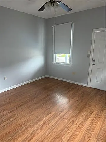 506 Macarthur Ave — Photo 3