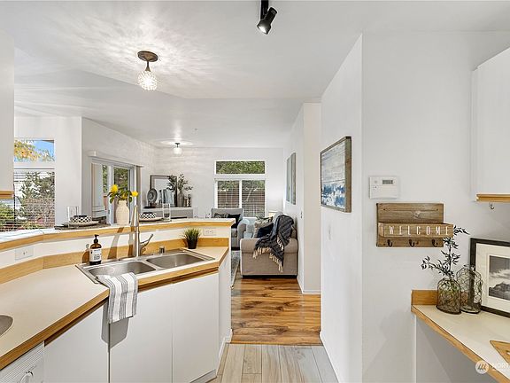 2nd image of 21914 42nd Ave S Unit 101