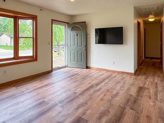 5th image of 2790 Millrace Dr