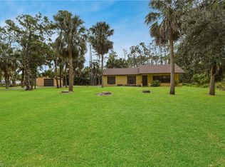 6220 Hidden Oaks Ln, Naples, FL 34119