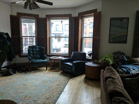 3rd image of 3700 N Marshfield Ave APT 1