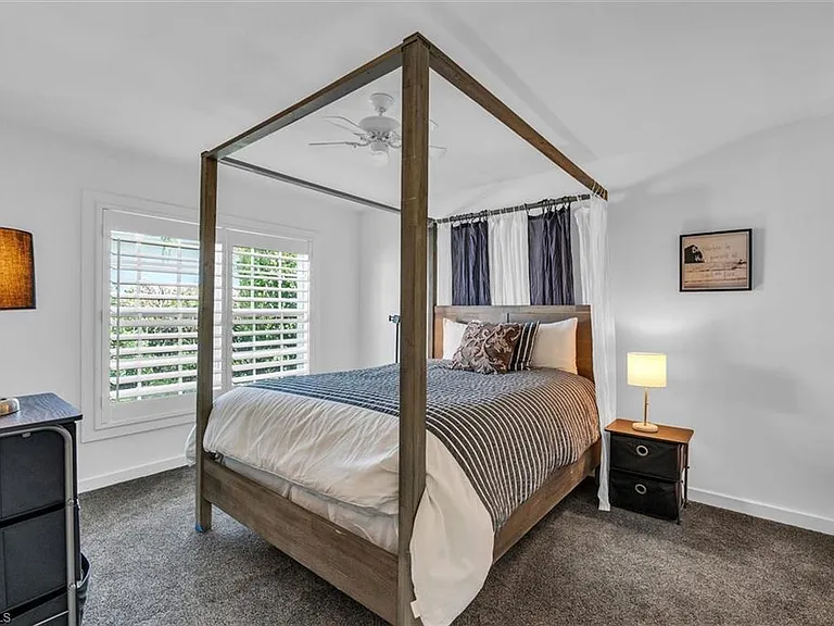1627 Murex Ln — Photo 32