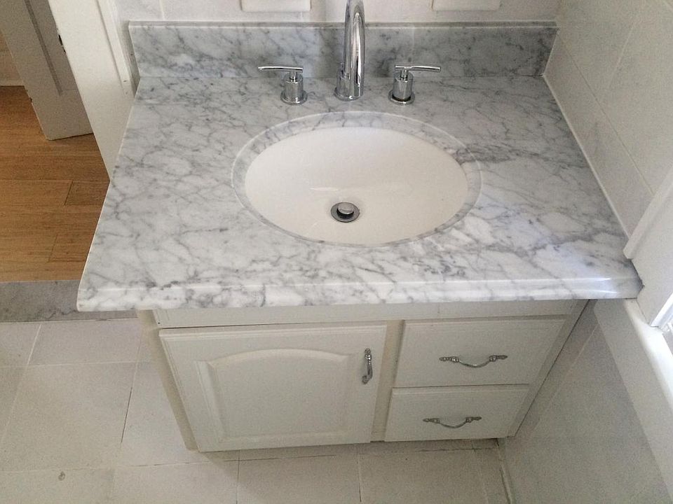 1st image of 11 Oak Ave #2