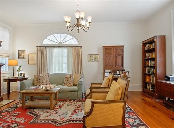 5th image of 5015 Camp St